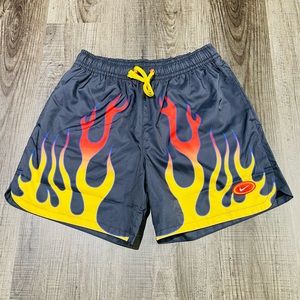 Nike Sportswear Flame Above Knee Shorts - Mens Small
